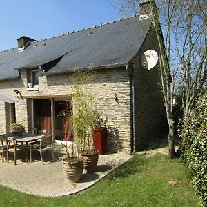 Les Camélias Sainte-Anne-sur-Vilaine